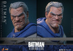 Batman: The Dark Knight Returns Comic Masterpiece Action Figure 1/6 Batman (Battle Damaged Version) 32 cm