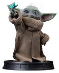 The Mandalorian & Grogu Grogu Collection Statue Grogu Butterfly Wonder Iron Studios