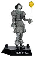It Welcome to Derry Movie Maniacs Figure Pennywise (Black &amp; White) 16 cm McFarlane Toys