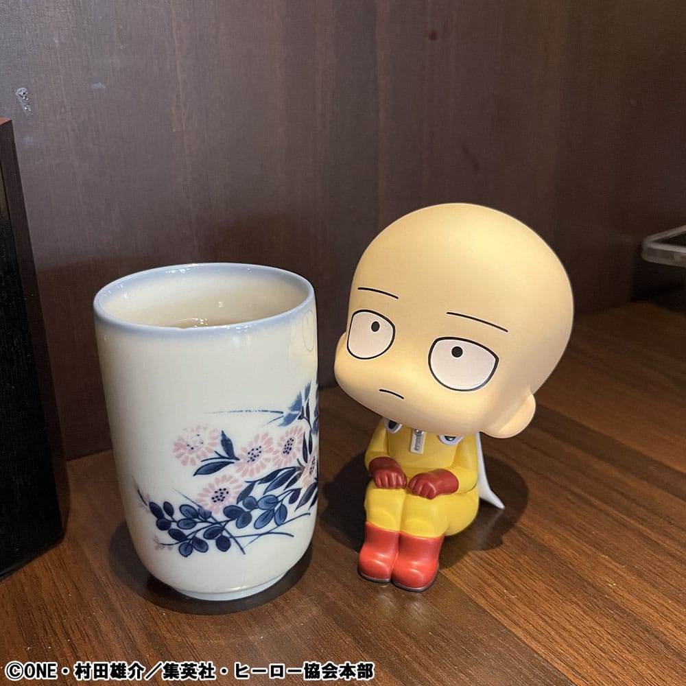 One Punch Man Look Up PVC Statue Saitama 11 cm