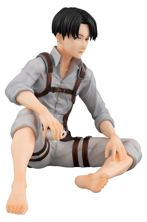 Attack on Titan G.E.M. Series PVC Figure Squad Captain Levi Palm Size 9 cm Megahouse