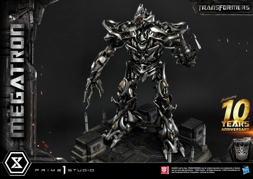 Transformers Museum Masterline Statue Megatron Regular Version 84 cm