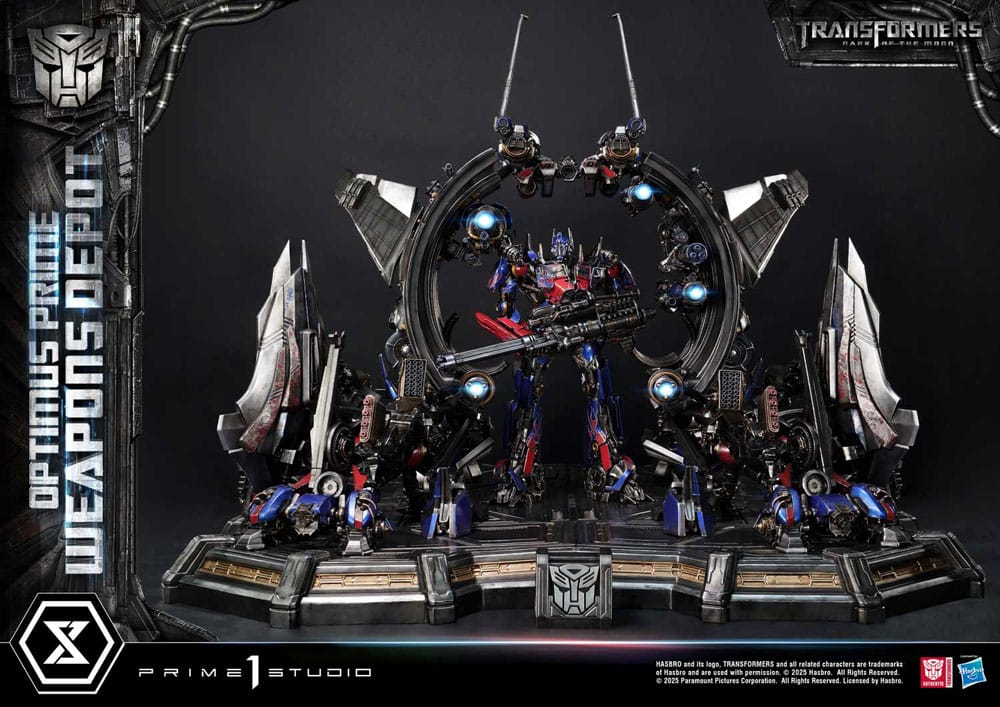 Transformers: Dark of the Moon (Film) Museum Masterline Statue Optimus Prime Weapons Depot Bonus Version 127 cm Prime 1 Studio